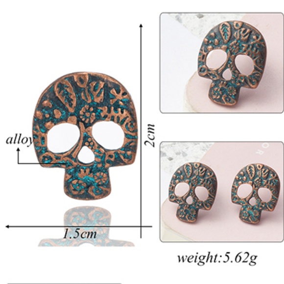 3/$30🖤 Turquoise & Gold Skull Stud Earrings - Picture 2 of 7